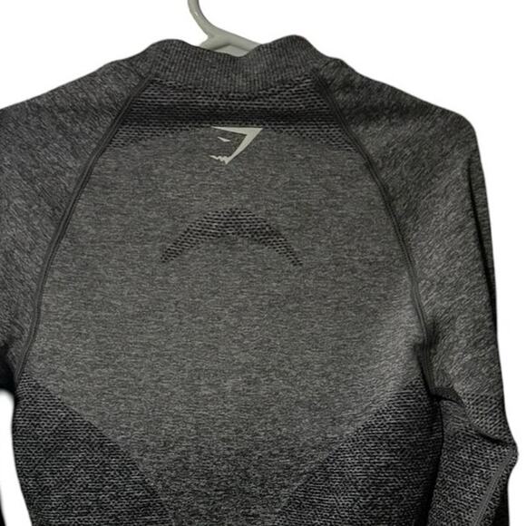 Gymshark Shirt Womens Small Gray Seamless Crop Top Neutral Workout Athleisure - Picture 5 of 6